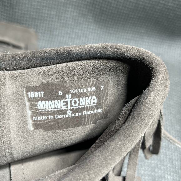 Minnetonka 3 Layer Fringe Calf High Boots Womens Size 6 Gray Suede Leather 1631T - Picture 10 of 10